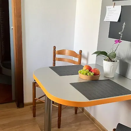 Apartman S Kuchyni V Soukromi U Areny Homestay
